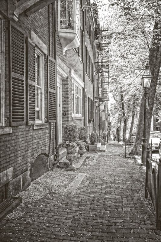 Colonial Street